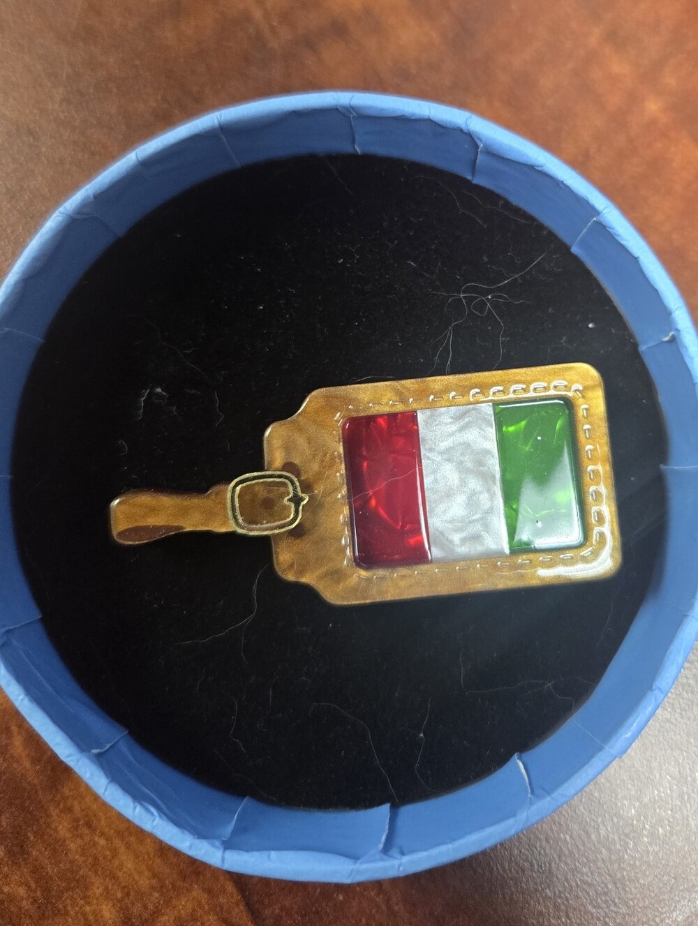 Erstwilder Che Bello! Brooch